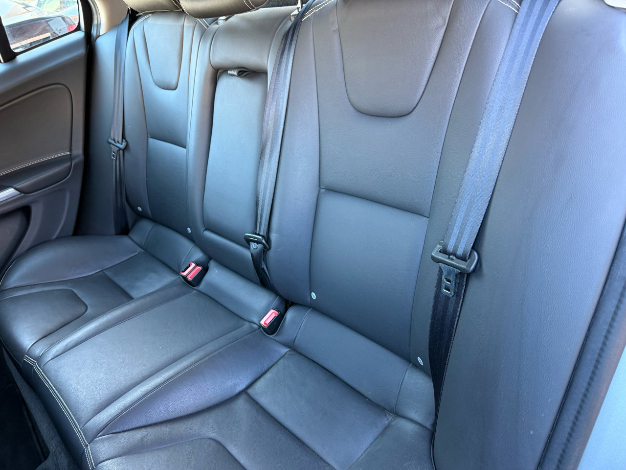 Used 2017 Volvo S60 T5 Dynamic w/ Vision Package image 7