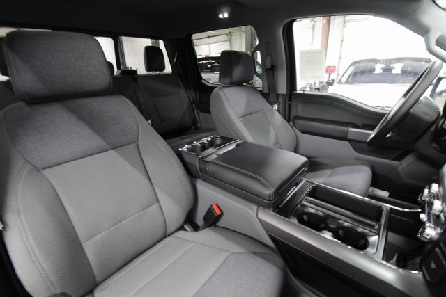 New 2025 Ford F150 XLT w/ Equipment Group 302A MID image 33
