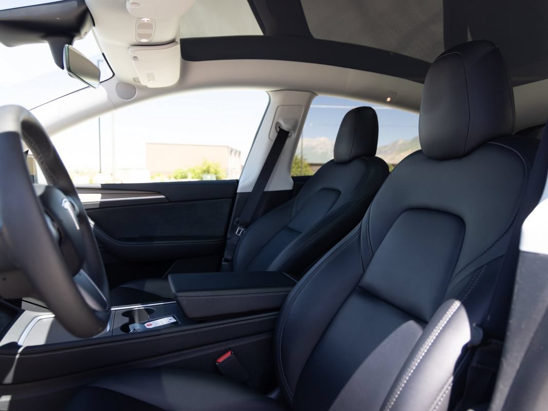 Used 2023 Tesla Model Y Performance AWD/4WD image 15