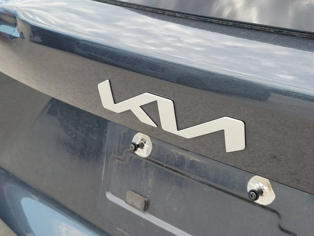 Used 2022 Kia Sorento S w/ Panoramic Sunroof Package FWD image 5