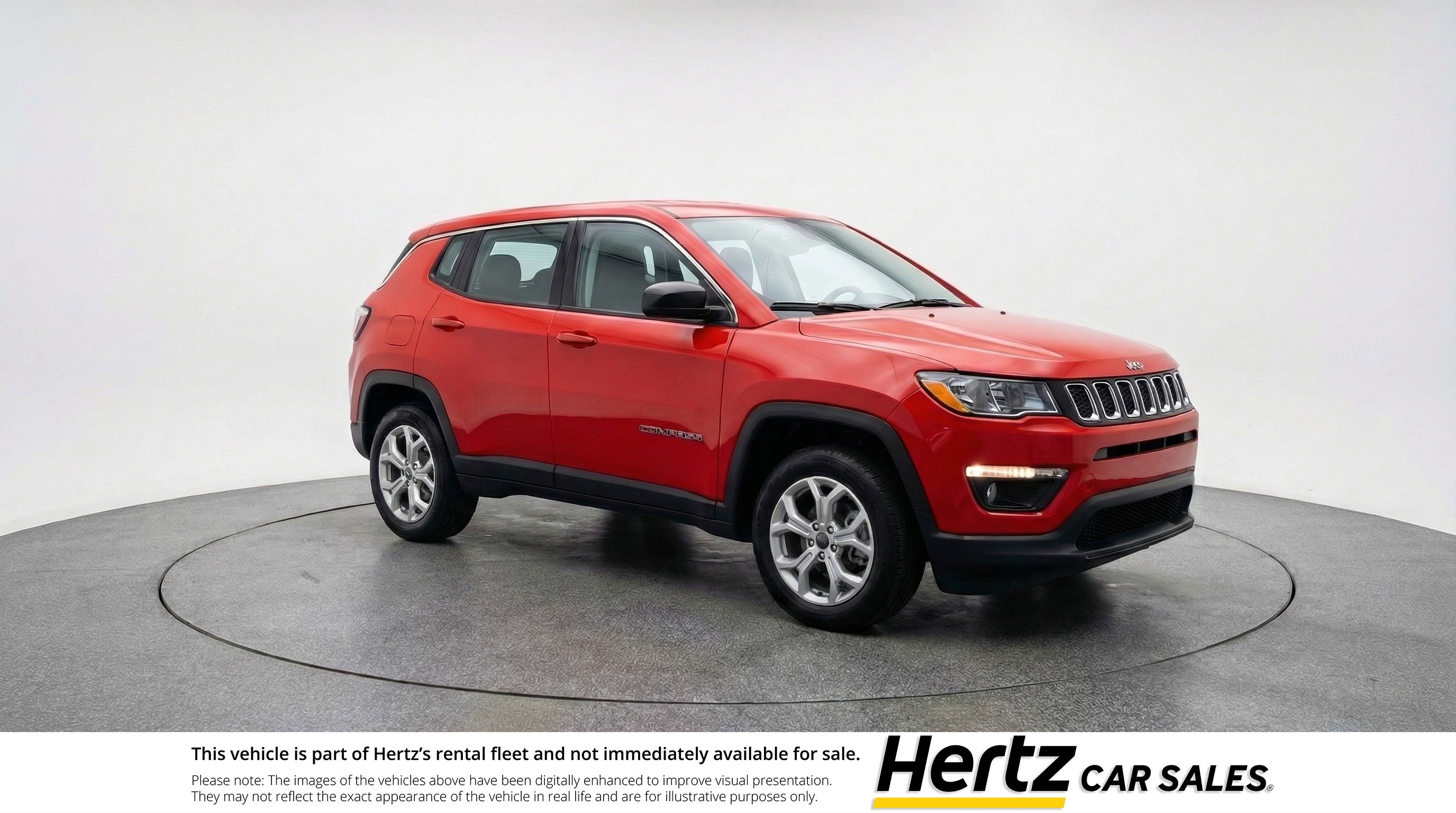 Used 2025 Jeep Compass Latitude image 1