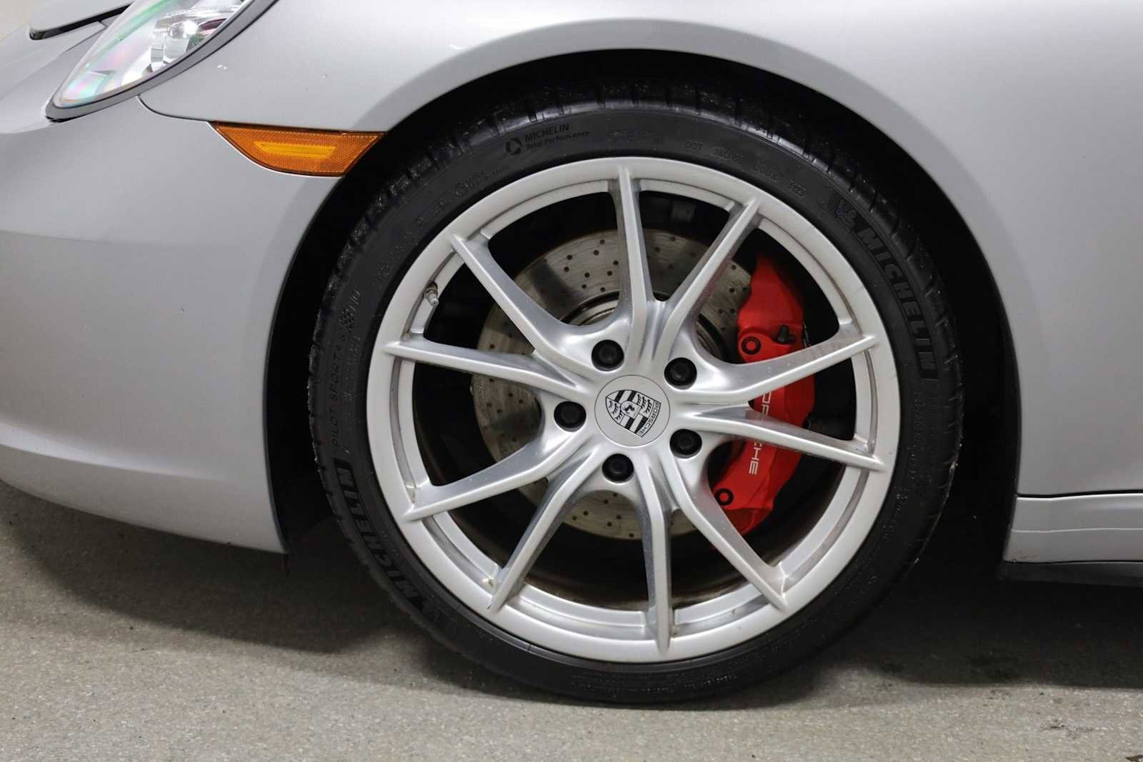 Certified 2018 Porsche 911 Carrera 4S image 37