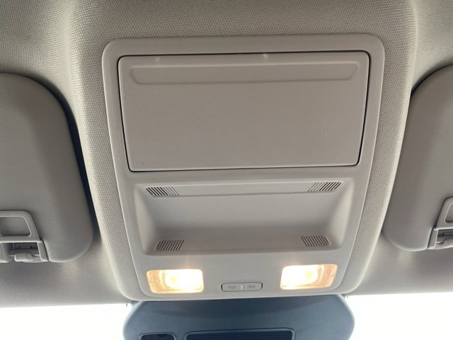 Used 2020 Ford Escape SE Sport image 36