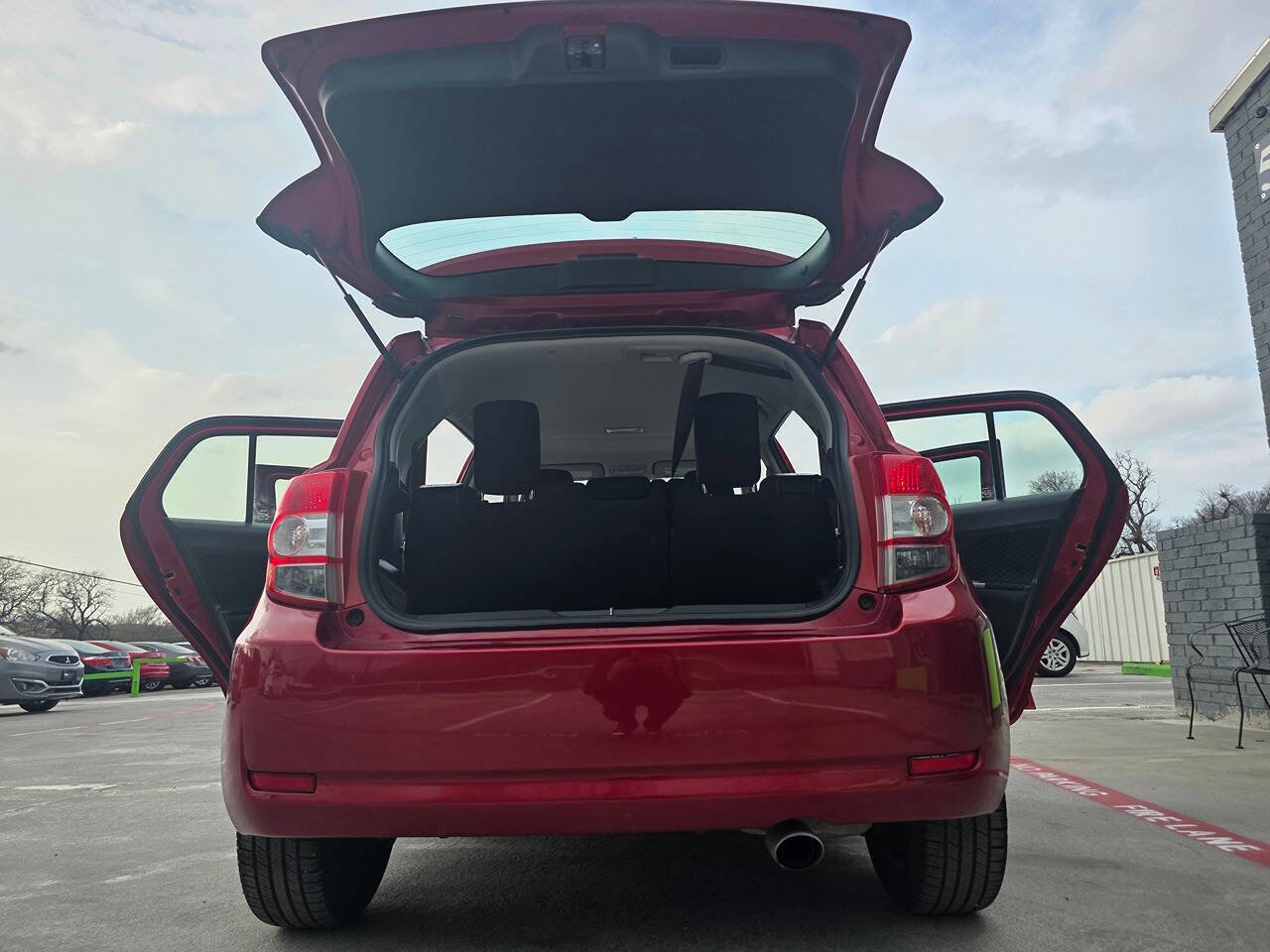 Used 2011 Scion xD image 34
