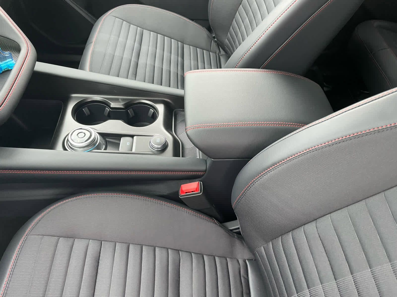 Used 2026 Ford Explorer ST-Line w/ ST-Line Street Pack image 33