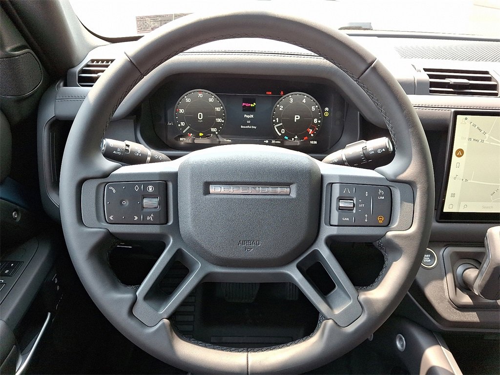 Used 2025 Land Rover Defender 110 S image 17