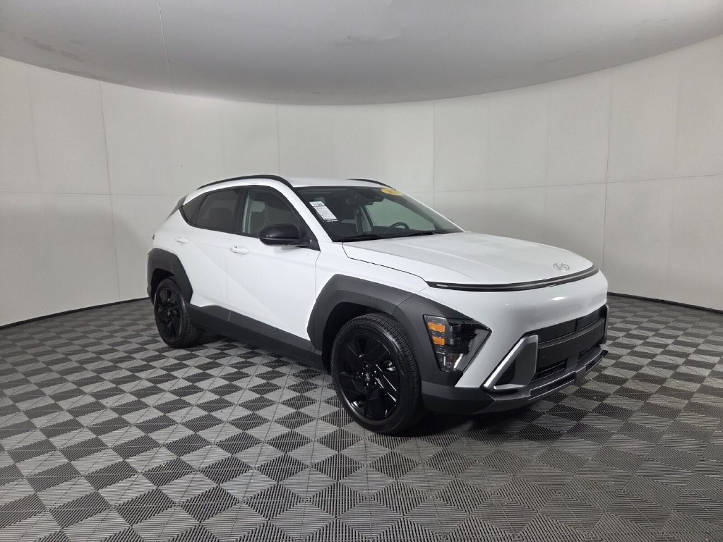 Used 2026 Hyundai Kona SEL Sport FWD image 2