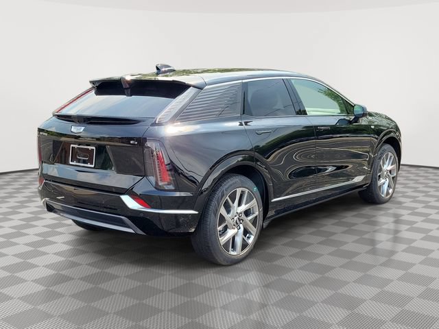 New 2027 Cadillac Optiq Luxury w/ LPO, Floor Liner Package AWD/4WD image 6