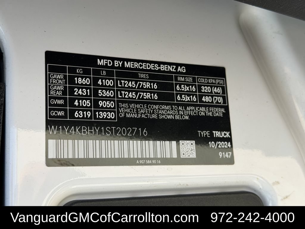 Used 2025 Mercedes-Benz Sprinter 2500 image 28