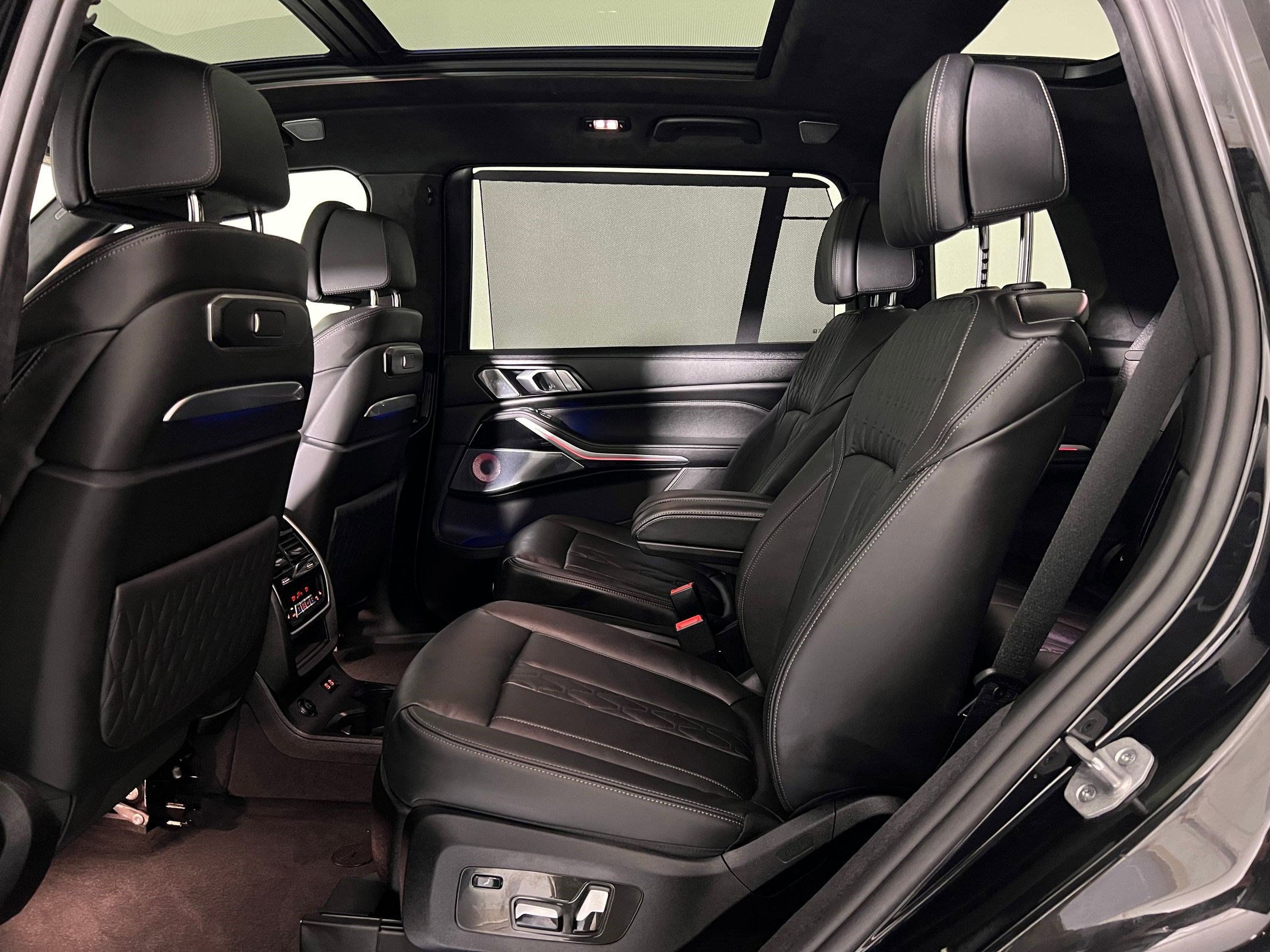 New 2026 BMW ALPINA XB7 image 12