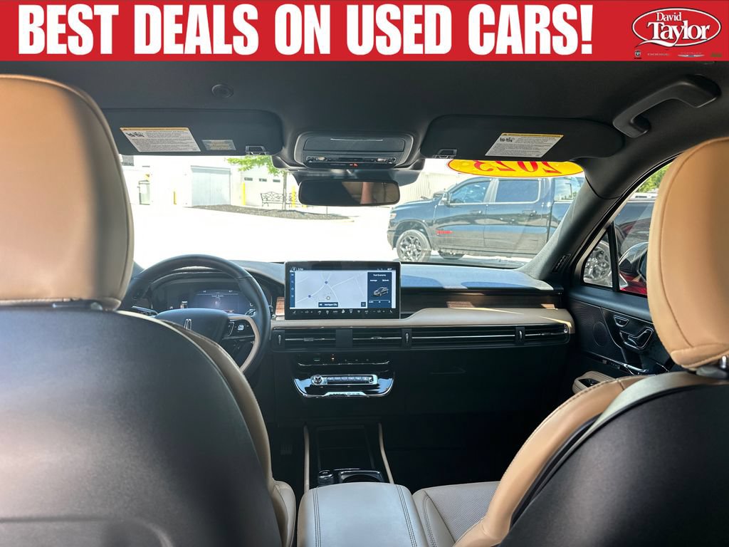 Used 2023 Lincoln Corsair Reserve w/ Jet Appearance Package AWD/4WD image 23