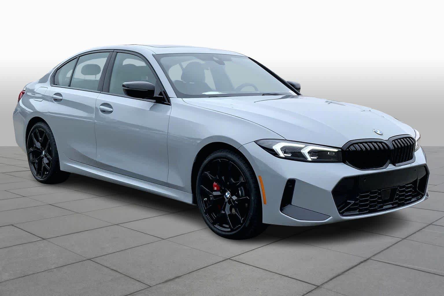 New 2026 BMW 330i xDrive Sedan w/ M Sport Package AWD/4WD image 2