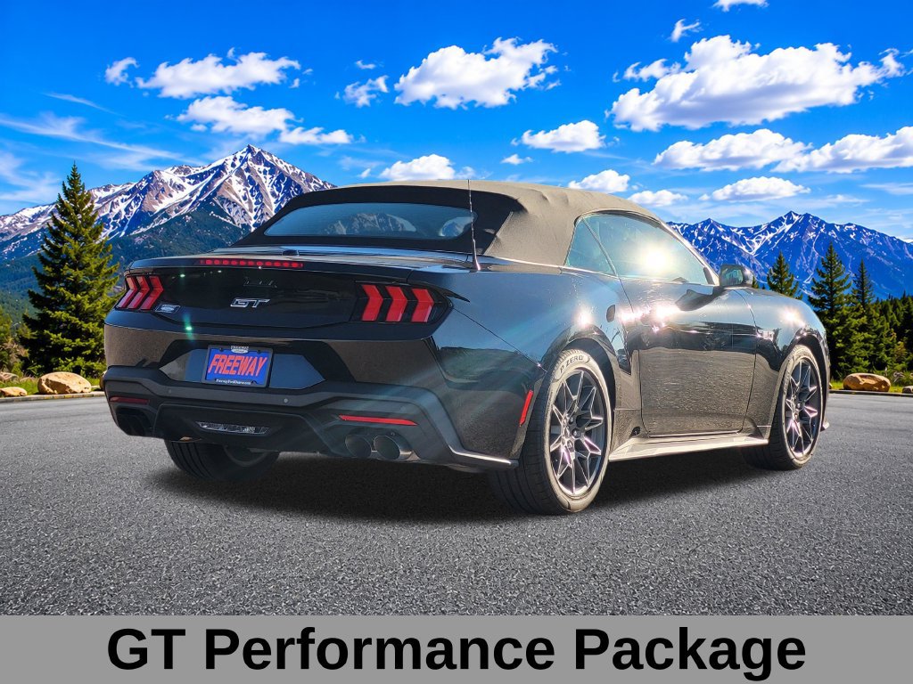 Used 2026 Ford Mustang GT Premium w/ GT Performance Package RWD image 5