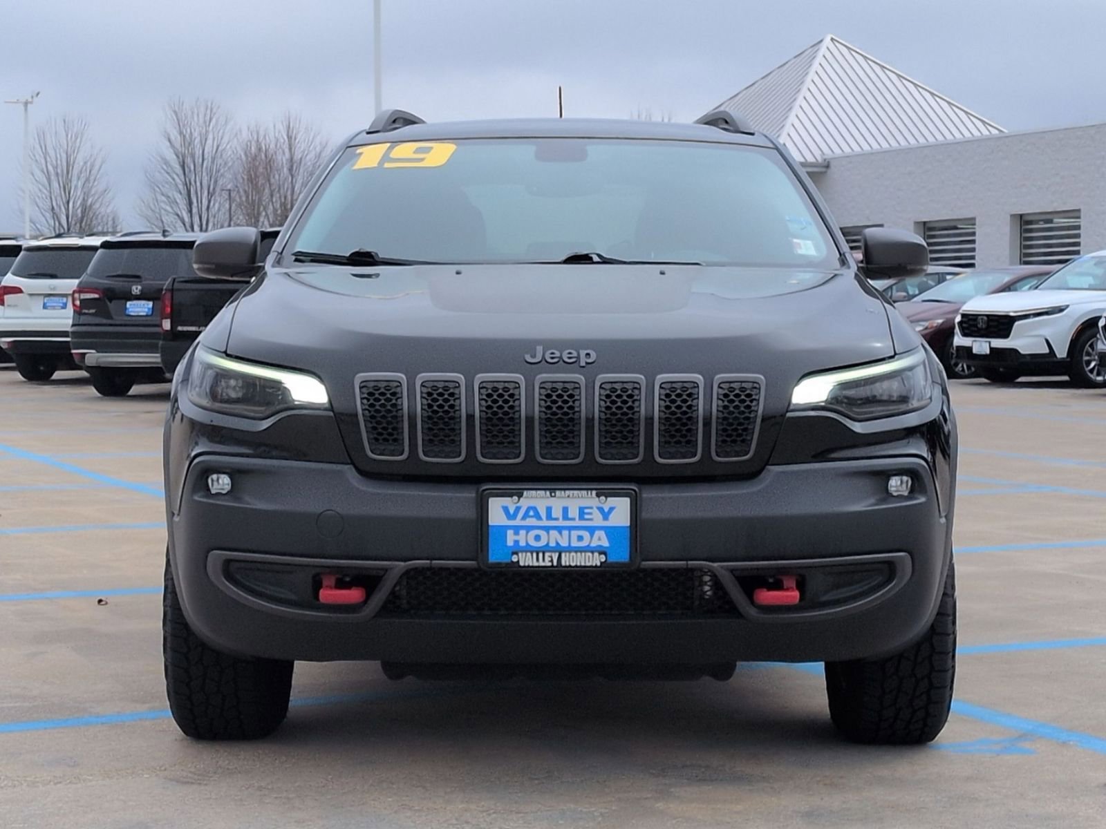 Used 2019 Jeep Cherokee Trailhawk w/ Comfort/Convenience Group image 3