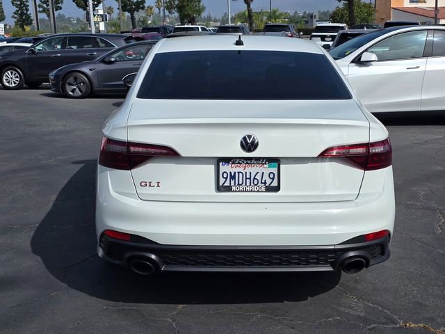 Used 2024 Volkswagen Jetta GLI Autobahn FWD image 7