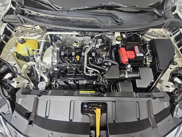 Used 2021 Nissan Rogue Platinum image 11