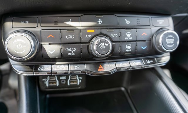 Used 2022 Dodge Durango GT image 29