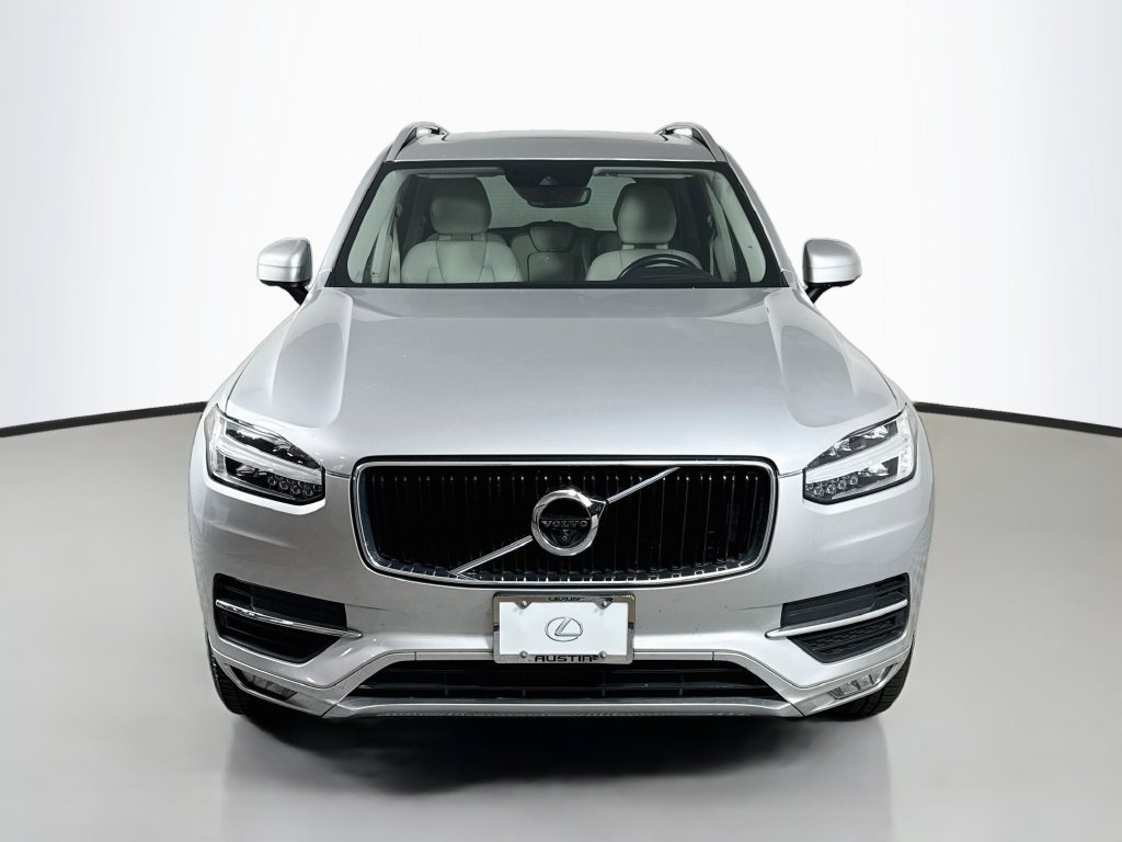 Used 2017 Volvo XC90 T5 Momentum w/ Vision Package FWD image 2