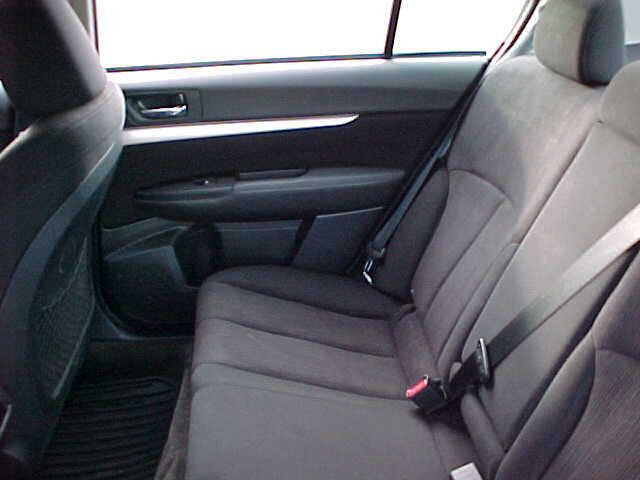 Used 2014 Subaru Legacy 2.5i Premium image 13