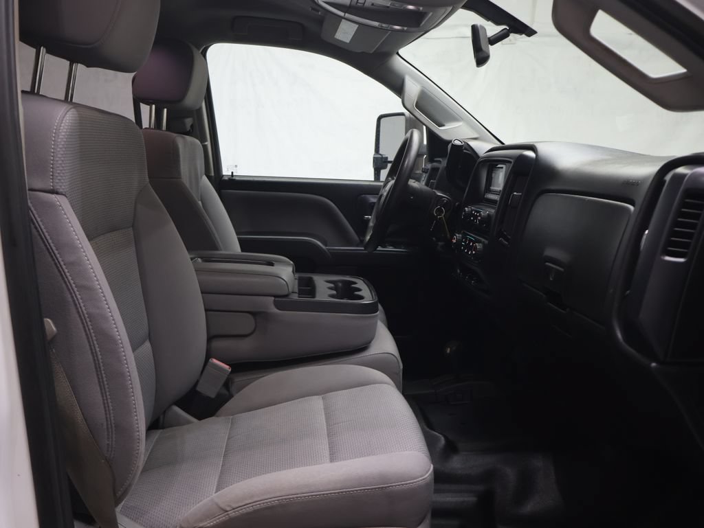 Used 2015 Chevrolet Silverado 2500 W/T w/ WT Convenience Package AWD/4WD image 9