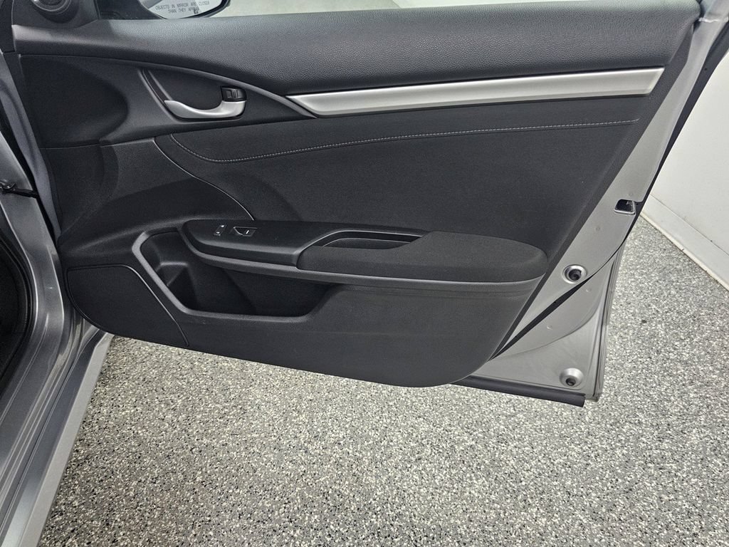 Used 2016 Honda Civic EX-T image 18
