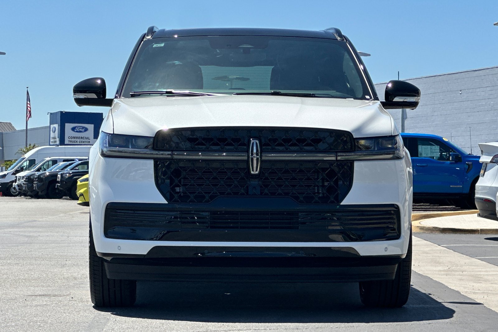New 2026 Lincoln Navigator Black Label AWD/4WD image 8