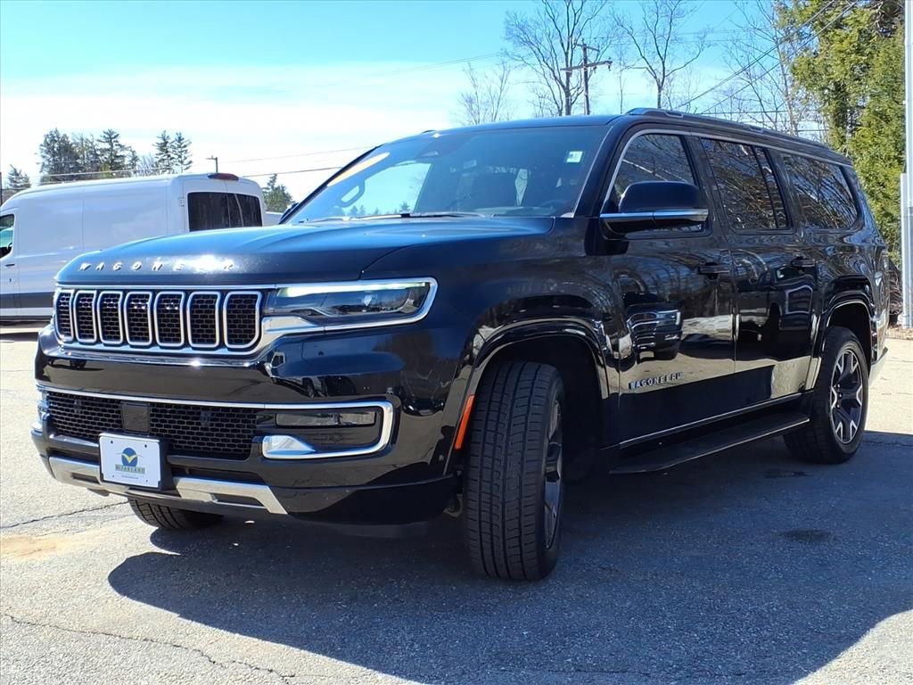 Used 2024 Jeep Wagoneer L Series III w/ Flexible Seating Group image 7