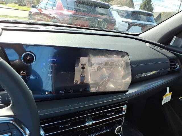 New 2026 Chevrolet Traverse LT w/ Sun and Wheel Package FWD image 10
