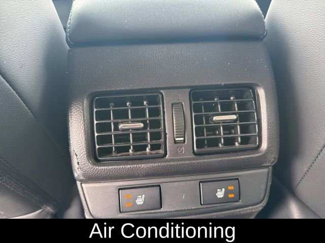 Used 2015 Subaru Legacy 2.5i Limited image 16