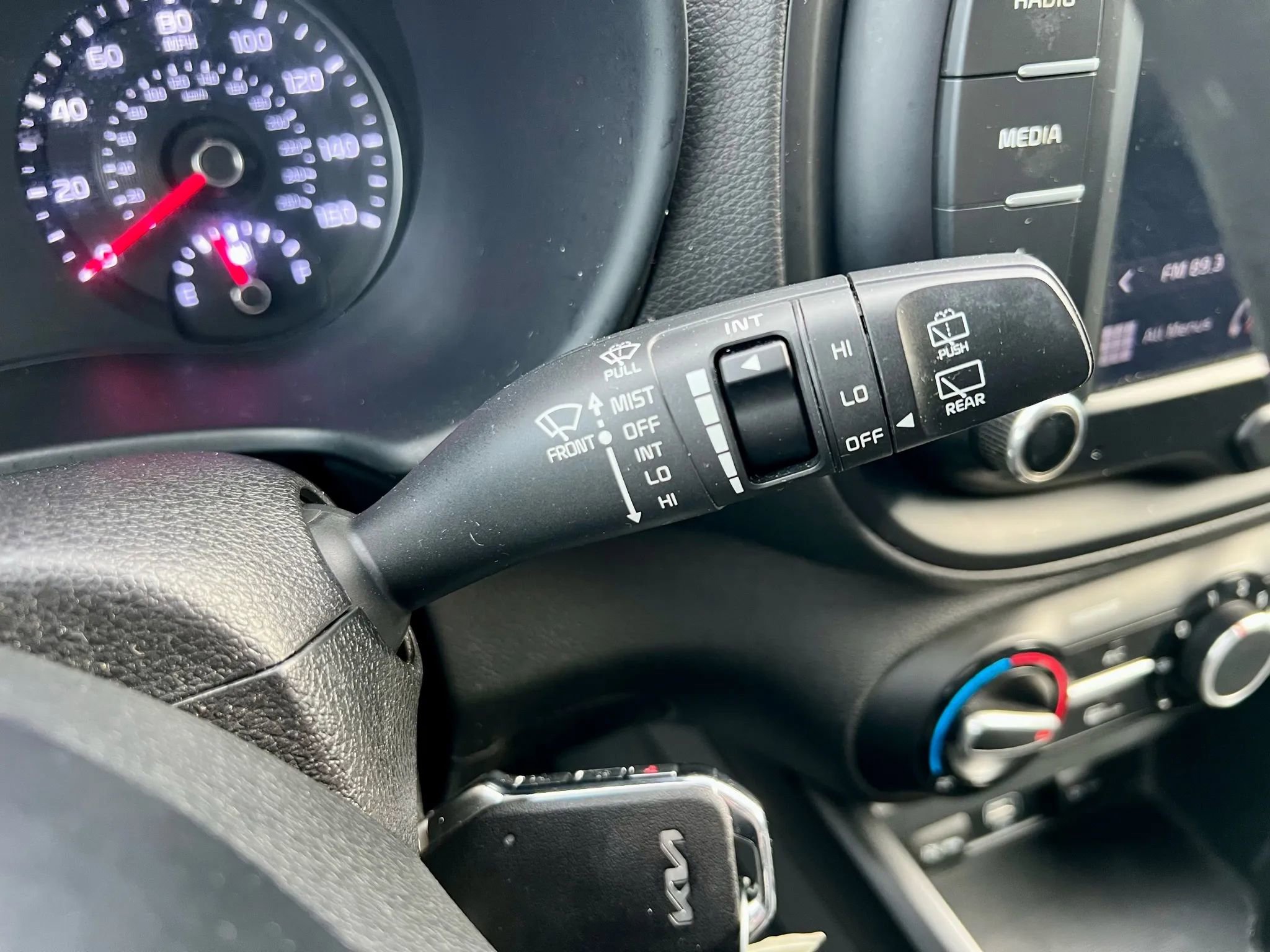 Used 2022 Kia Soul LX FWD image 30