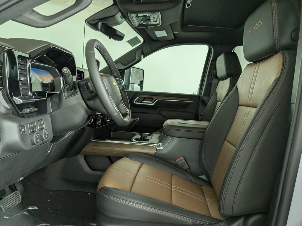 New 2026 Chevrolet Silverado 2500 High Country w/ High Country Premium Package AWD/4WD image 14