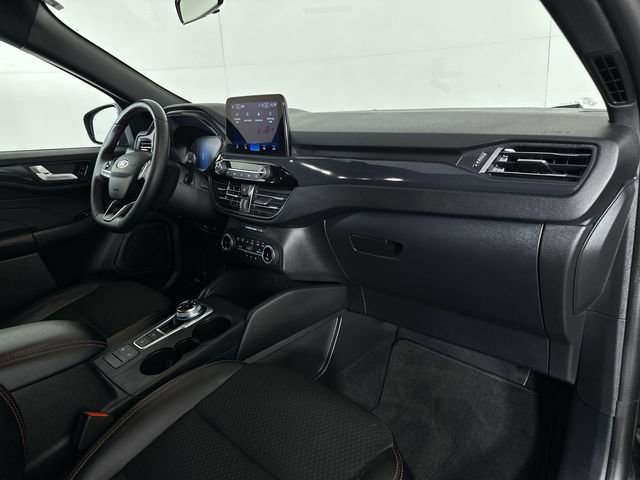 Used 2025 Ford Escape ST-Line Select AWD/4WD image 29