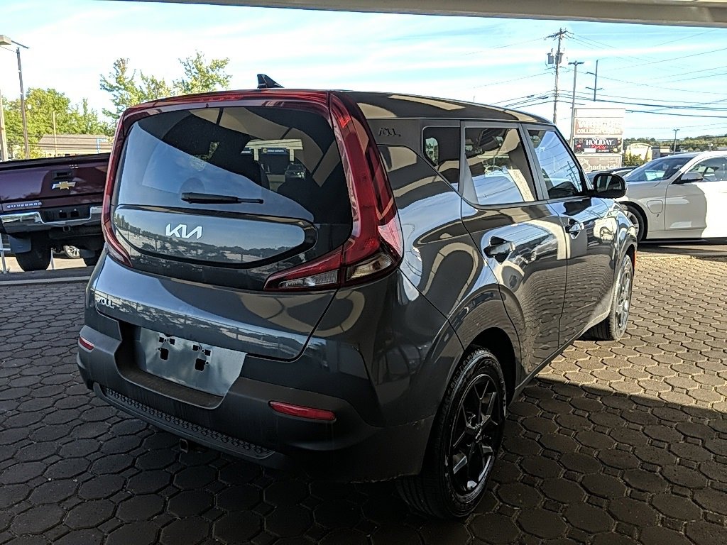 Used 2022 Kia Soul S image 5