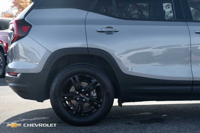 Used 2023 GMC Terrain AT4 w/ Tech Package image 5
