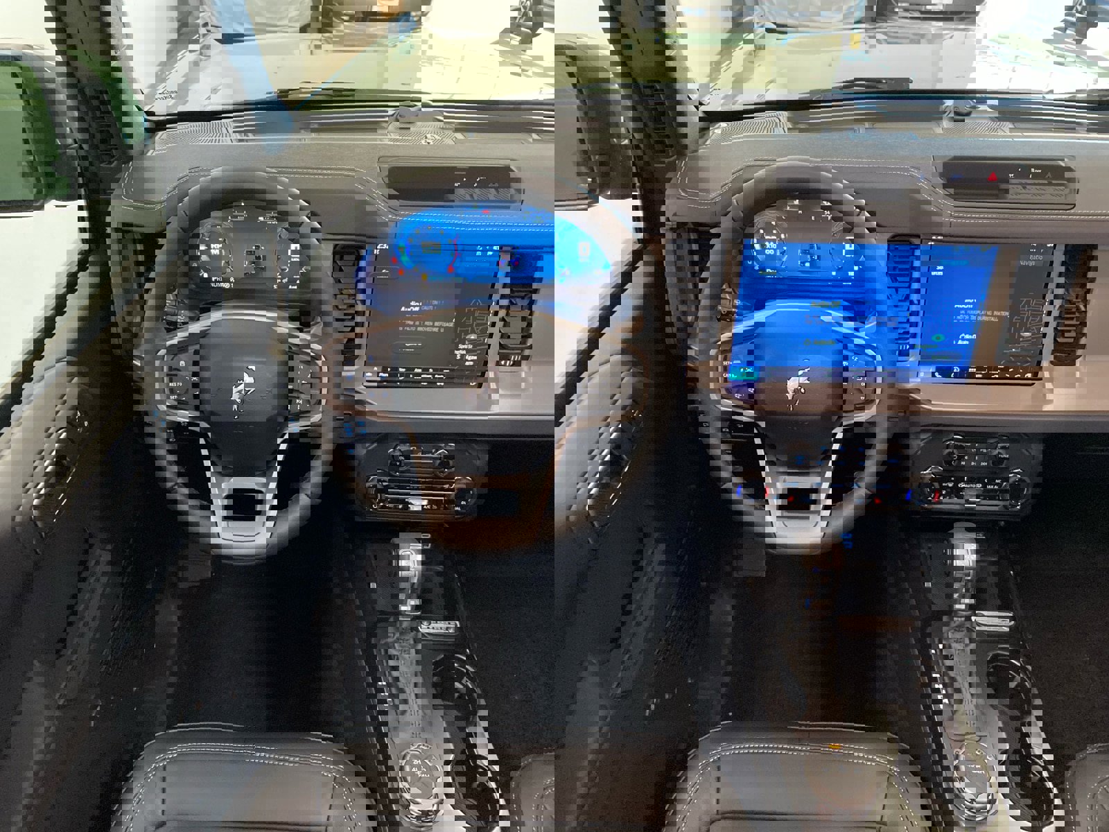 New 2025 Ford Bronco Outer Banks image 12