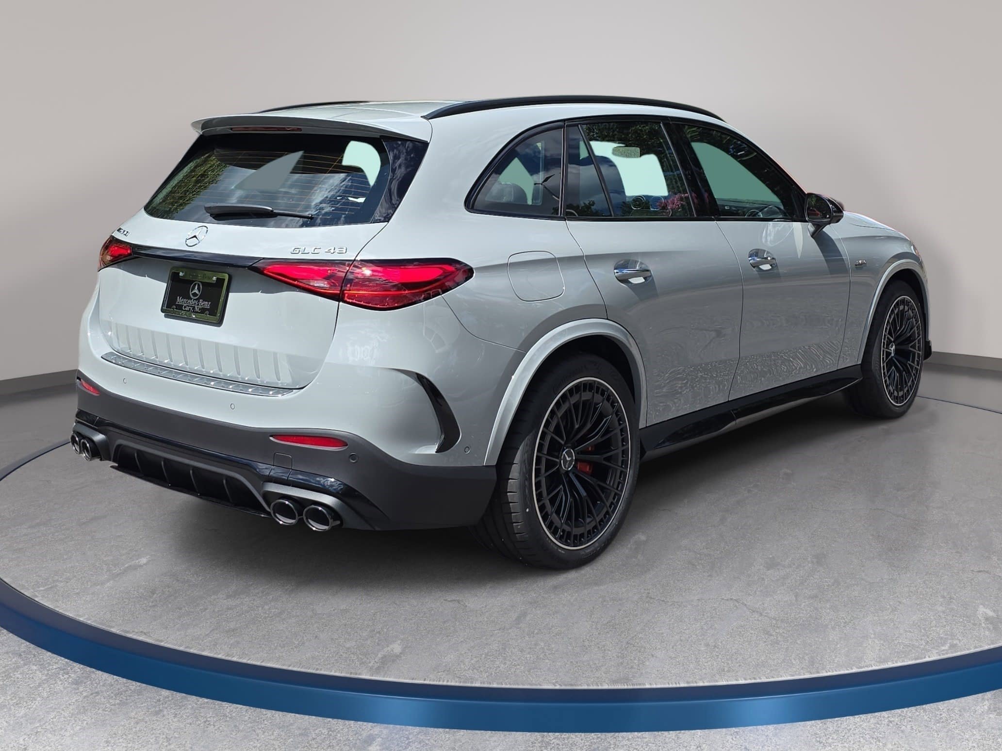 New 2026 Mercedes-Benz GLC 43 AMG 4MATIC image 5