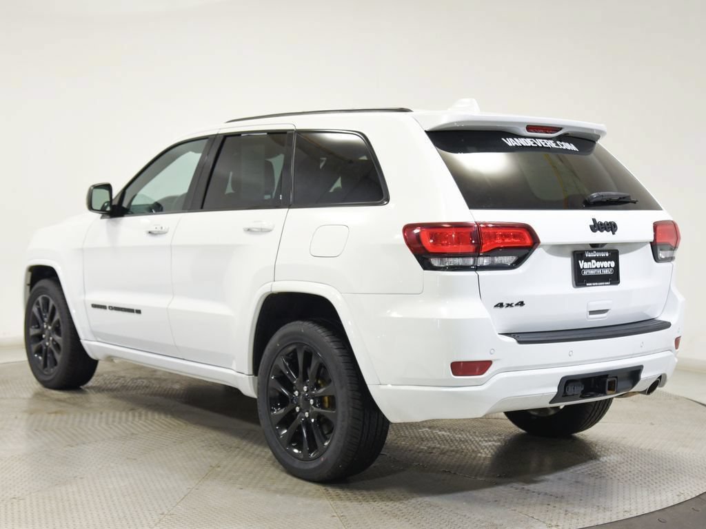 Used 2022 Jeep Grand Cherokee Laredo X AWD/4WD image 21