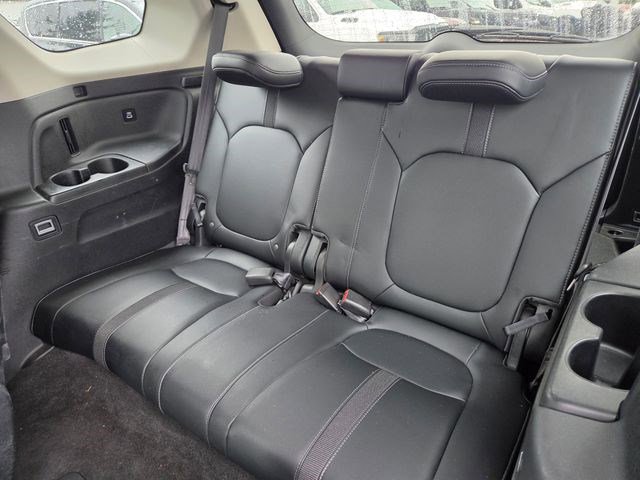 Used 2023 Honda Pilot EX-L image 10