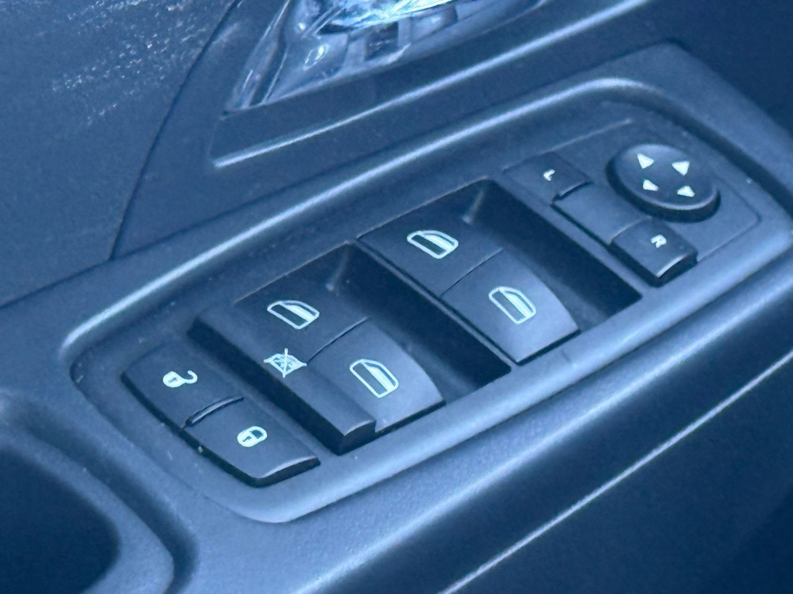 Used 2011 Jeep Liberty Sport image 31