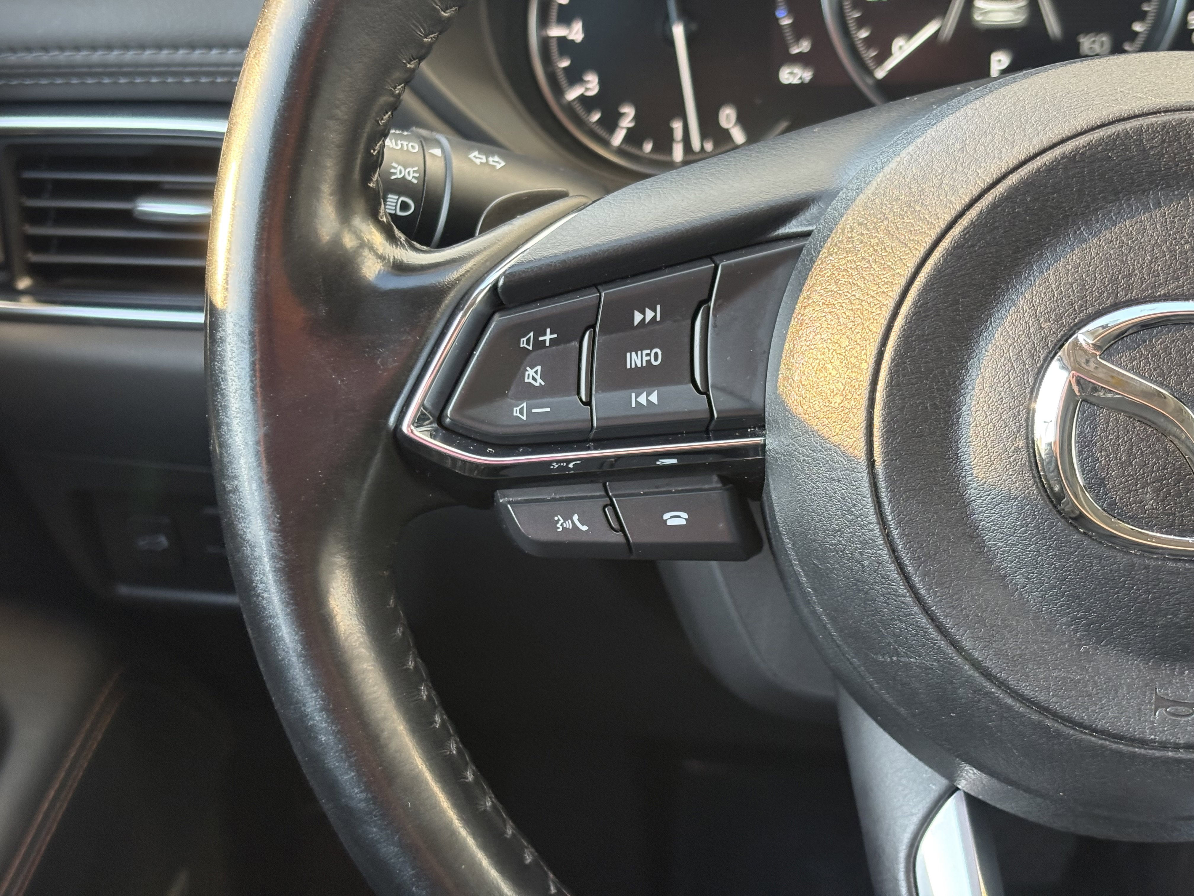 Used 2022 MAZDA CX-5 AWD 2.5 S w/ Premium Package image 16