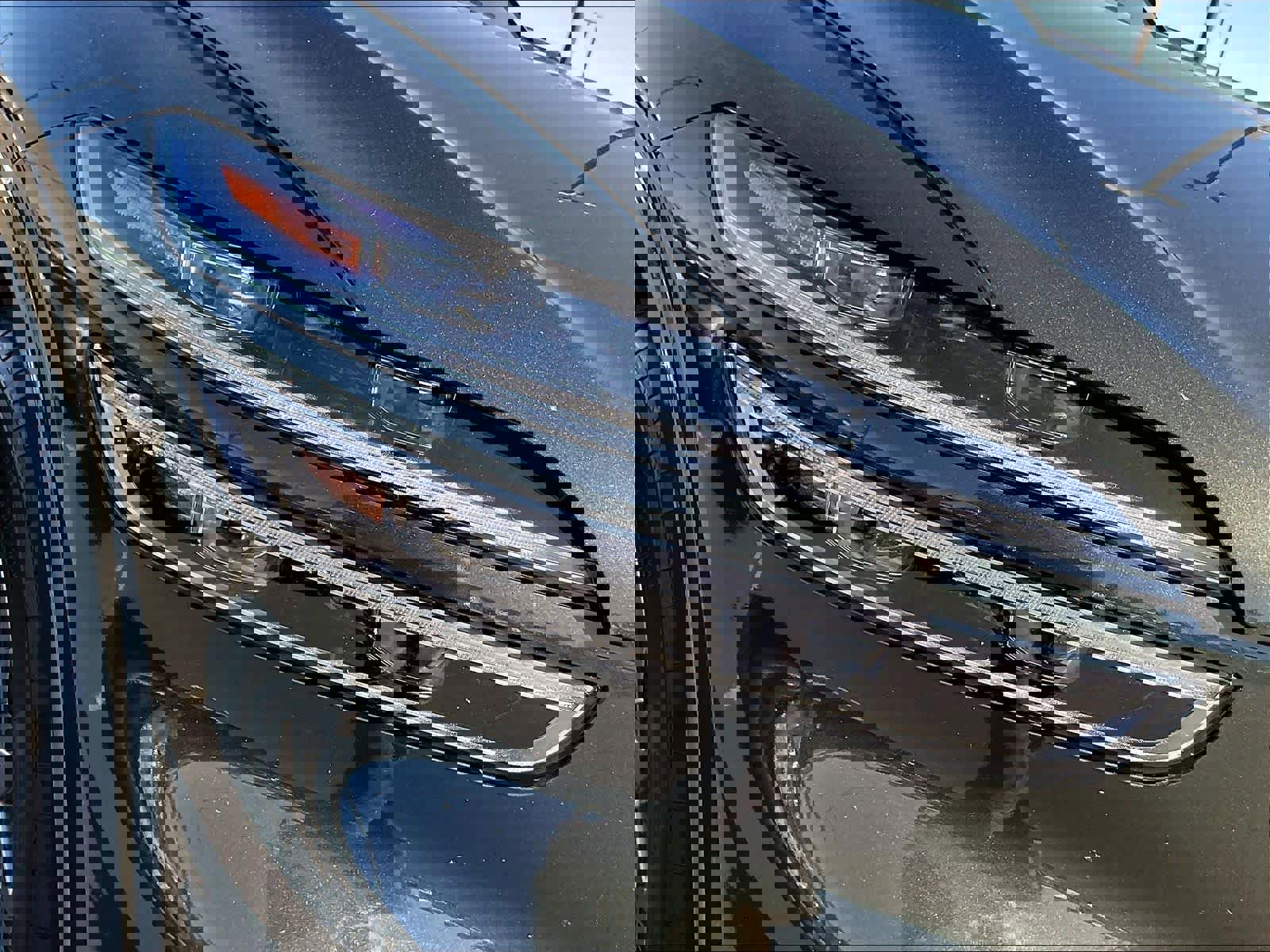 Used 2025 Genesis GV70 2.5T w/ Advanced Package image 28