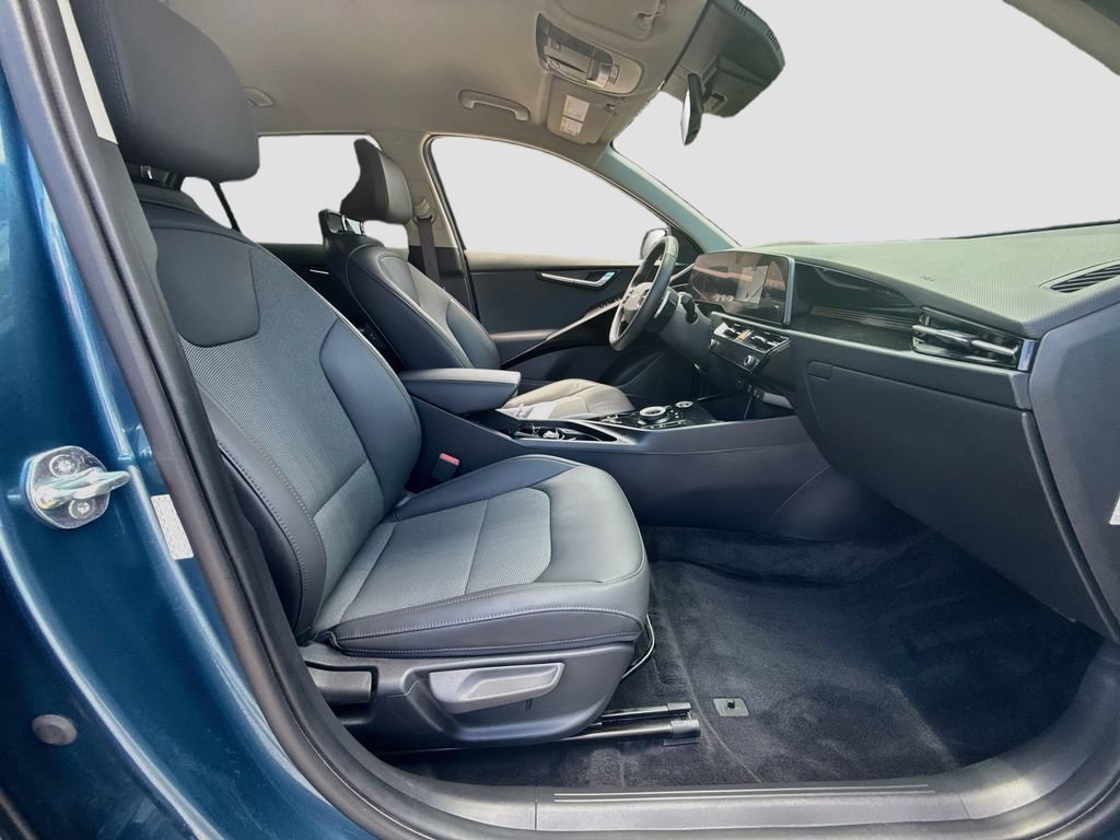Used 2024 Kia Niro Wind w/ Wind Preserve Package FWD image 31