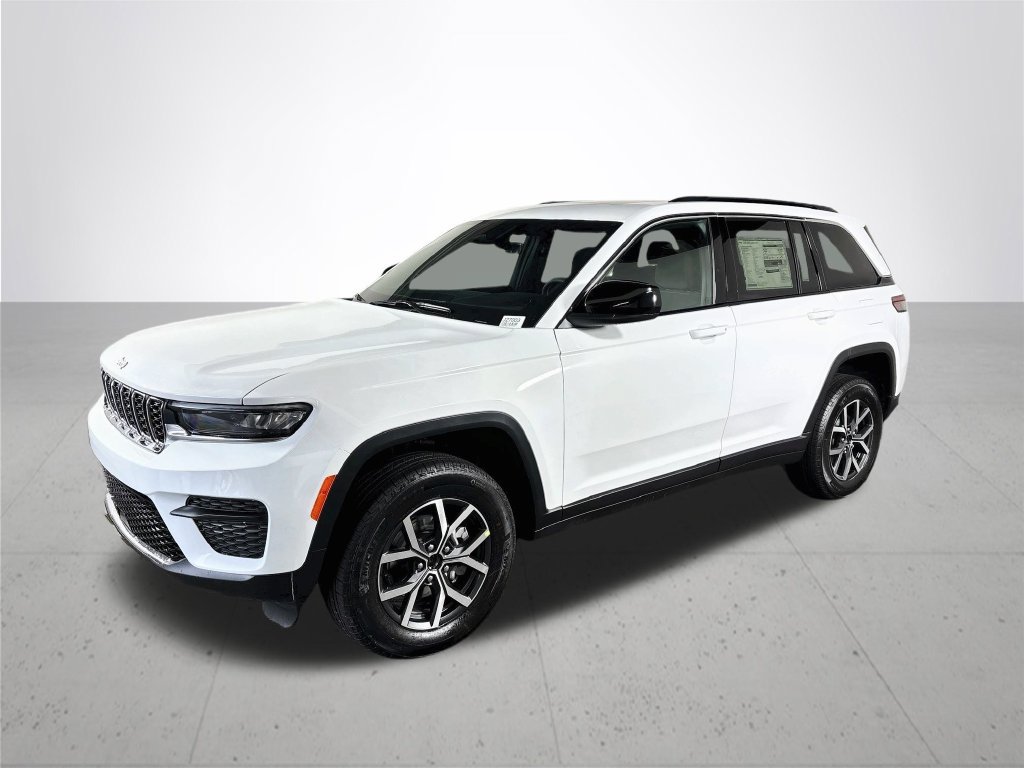 New 2027 Jeep Grand Cherokee Laredo X AWD/4WD image 2