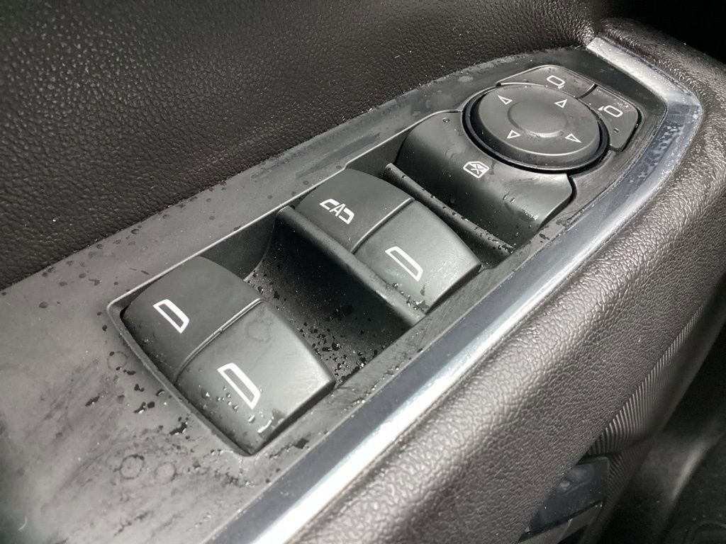 Used 2023 Chevrolet Silverado 1500 LT image 24