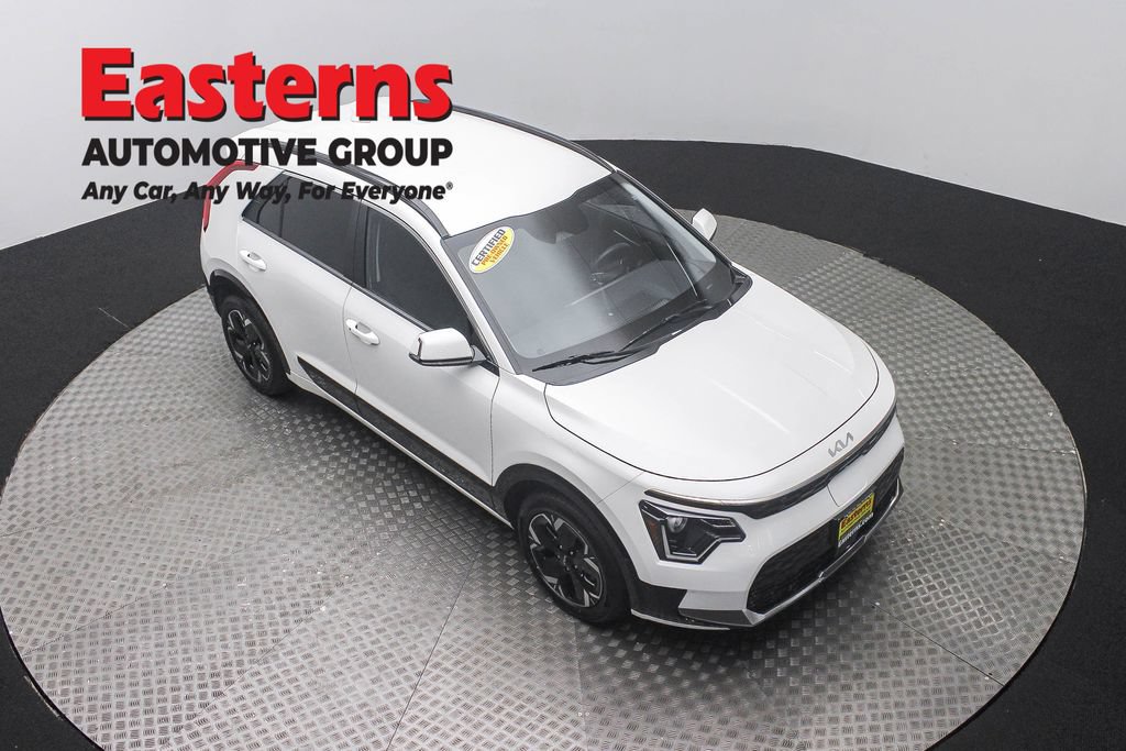 Used 2024 Kia Niro Wind w/ Wind Preserve Package FWD image 5
