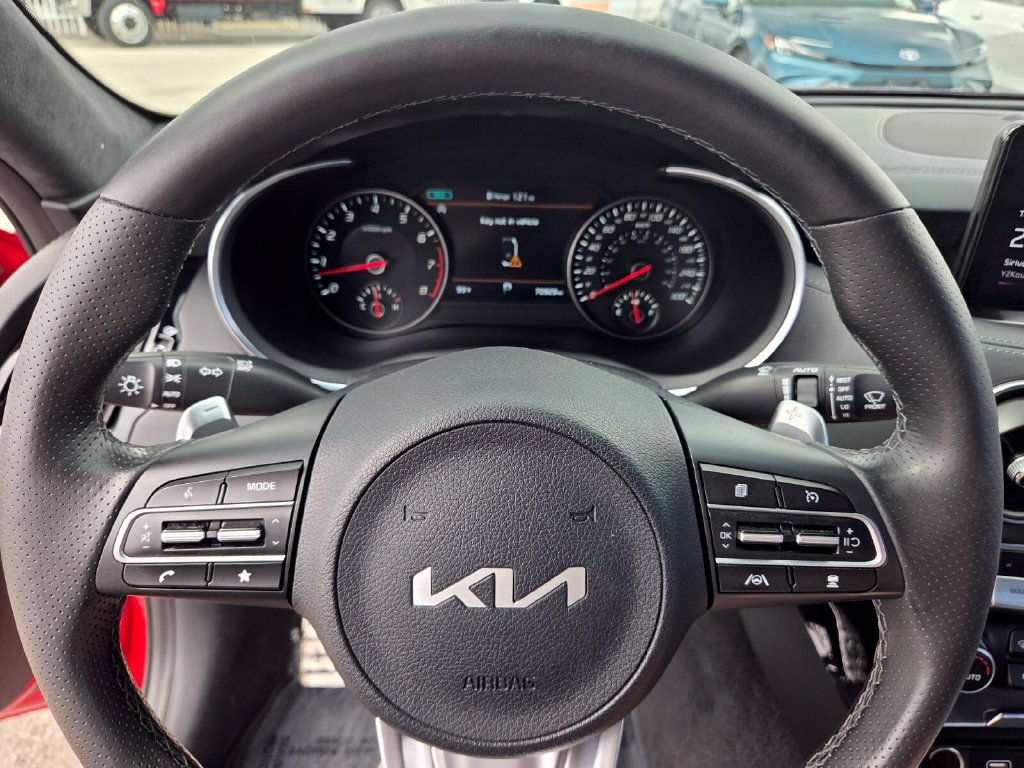 Used 2022 Kia Stinger GT2 AWD/4WD image 31