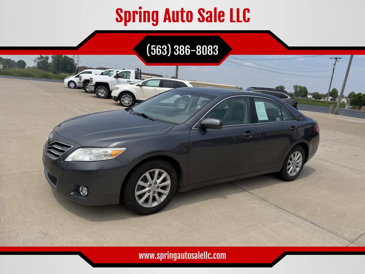 Used 2011 Toyota Camry XLE w/ XLE Extra-Value Pkg #2 FWD image 1