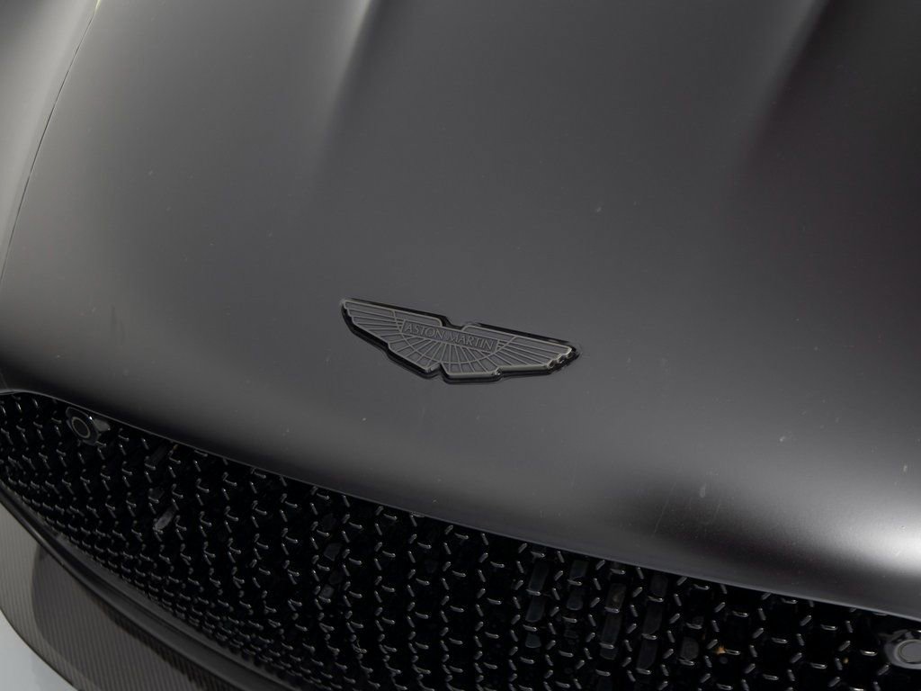 Used 2022 Aston Martin DBS Superleggera image 36