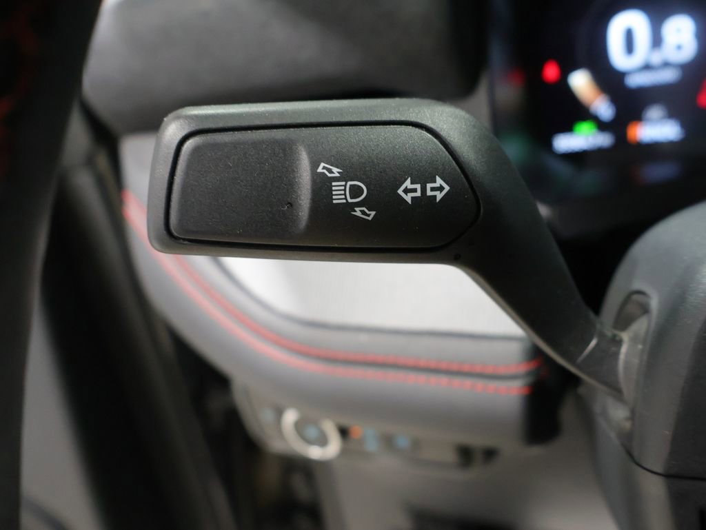 Used 2025 Ford Explorer ST-Line w/ ST-Line Street Pack AWD/4WD image 36