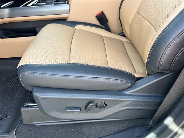 New 2026 Ford F350 Lariat w/ Chrome Package image 12